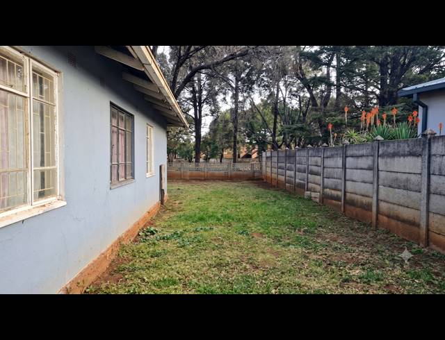 3 BEDROOM HOUSE FOR SALE IN VANDERBIJLPARK CW 1
